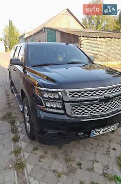 Внедорожник / Кроссовер Chevrolet Suburban 2017 в Ровно