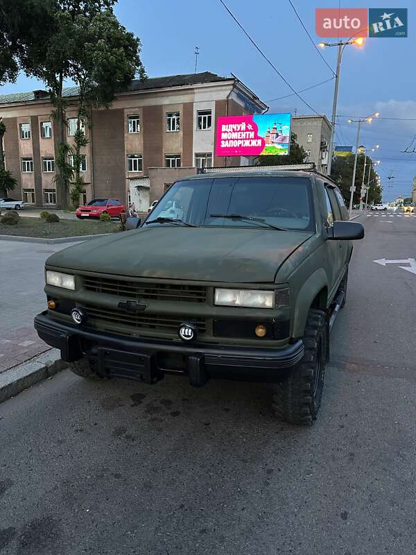 Chevrolet Suburban 1995