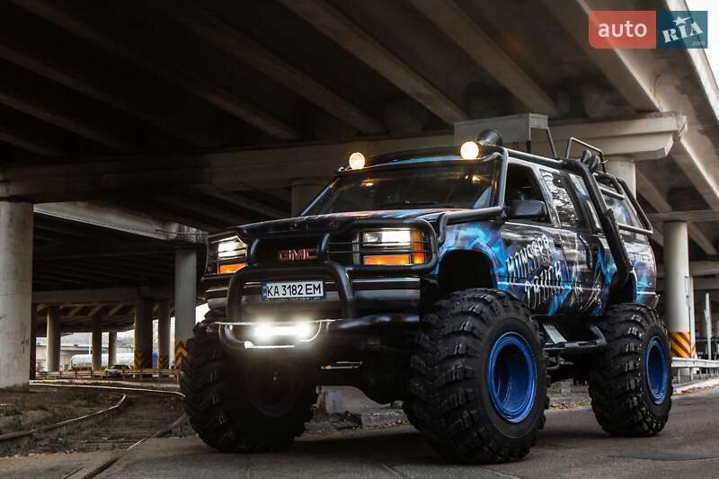 Позашляховик / Кросовер Chevrolet Suburban 1994 в Києві фото Позашляховик / Кросовер Chevrolet Suburban 1994 в Києві