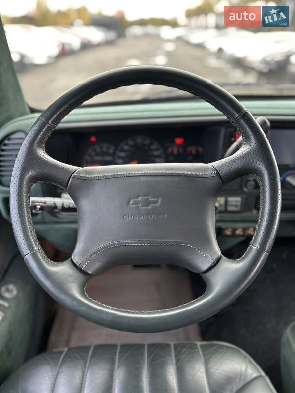 Внедорожник / Кроссовер Chevrolet Suburban 1997 в Белогородке фото 33 Внедорожник / Кроссовер Chevrolet Suburban 1997 в Белогородке