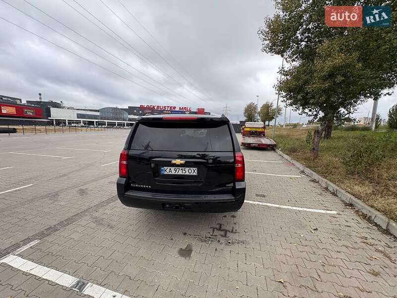 Внедорожник / Кроссовер Chevrolet Suburban 2016 в Киеве фото 6 Внедорожник / Кроссовер Chevrolet Suburban 2016 в Киеве