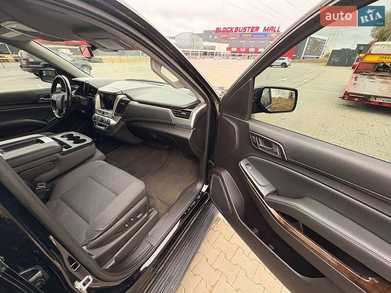 Внедорожник / Кроссовер Chevrolet Suburban 2016 в Киеве фото 22 Внедорожник / Кроссовер Chevrolet Suburban 2016 в Киеве