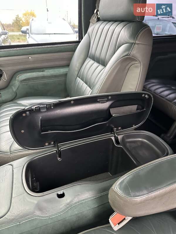 Внедорожник / Кроссовер Chevrolet Suburban 1997 в Белогородке