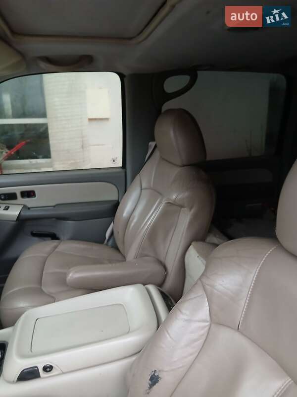 Внедорожник / Кроссовер Chevrolet Suburban 2000 в Львове фото 46 Внедорожник / Кроссовер Chevrolet Suburban 2000 в Львове