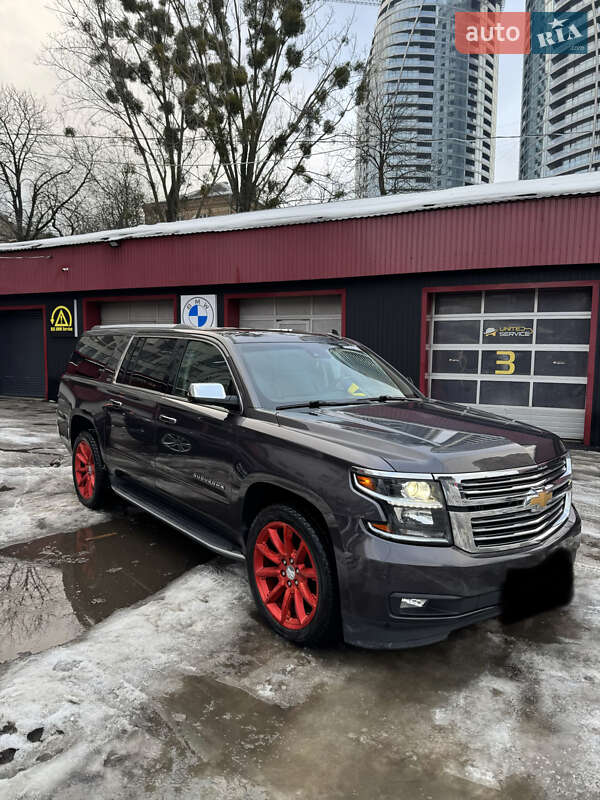 Chevrolet Suburban 2016