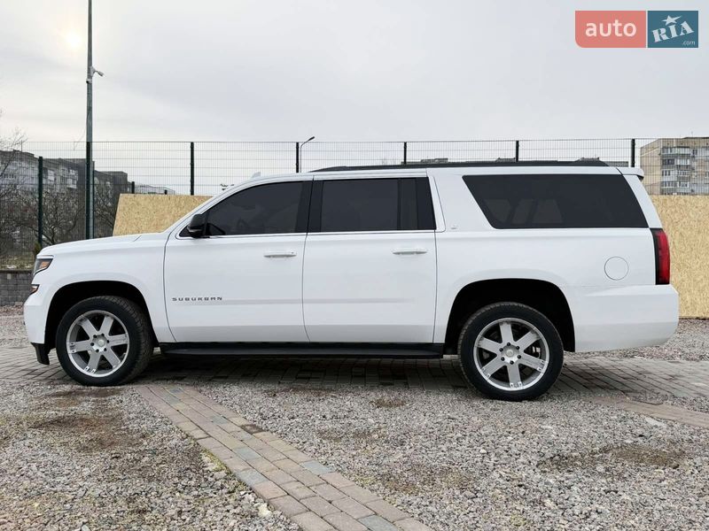 Внедорожник / Кроссовер Chevrolet Suburban 2019 в Одессе