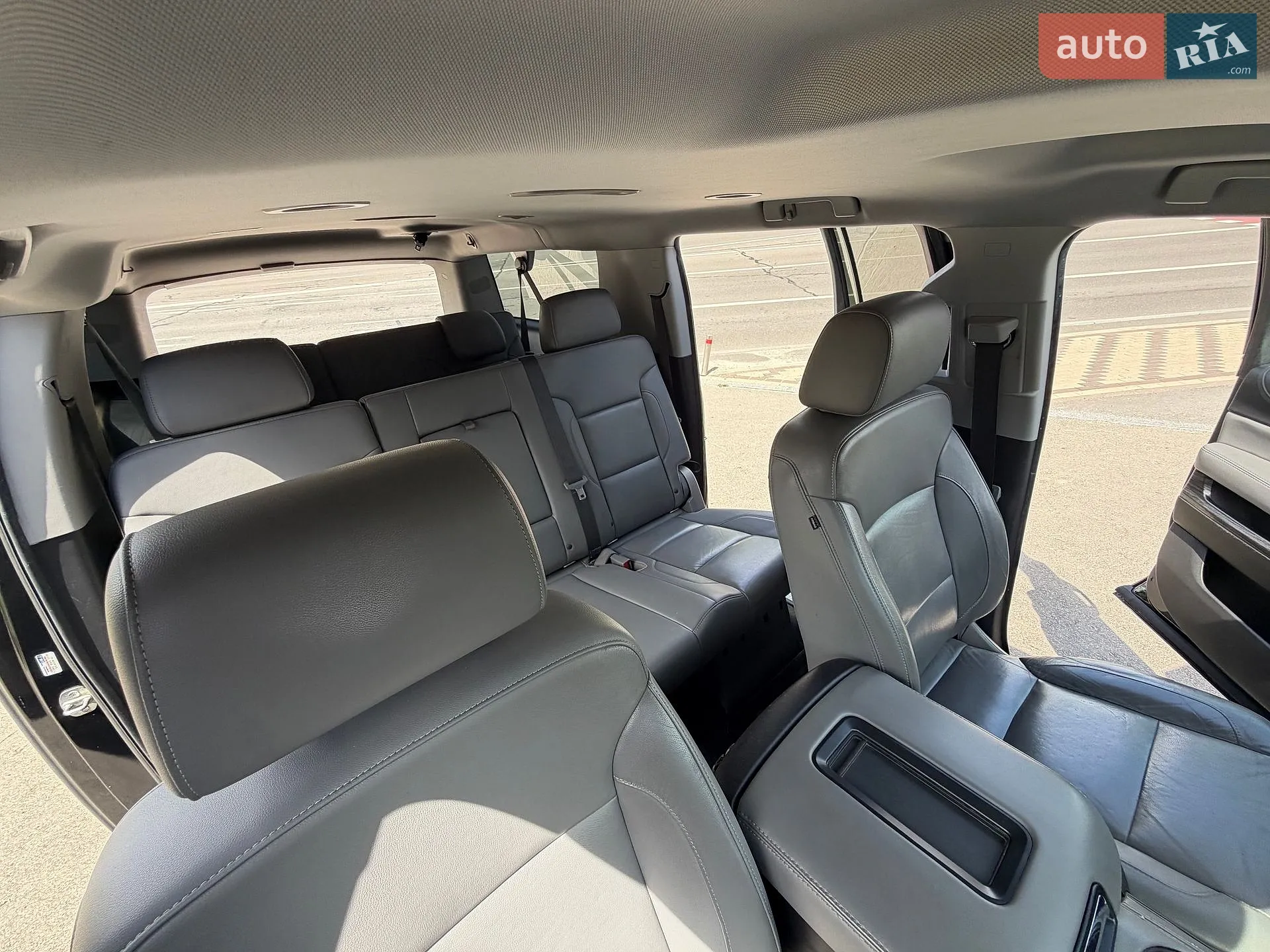 2018 Chevrolet Suburban - мініатюра 9