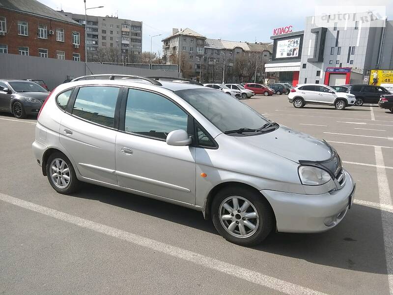 Минивэн Chevrolet Tacuma 2005 в Краснограде