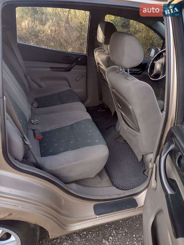 Универсал Chevrolet Tacuma 2005 в Днепре