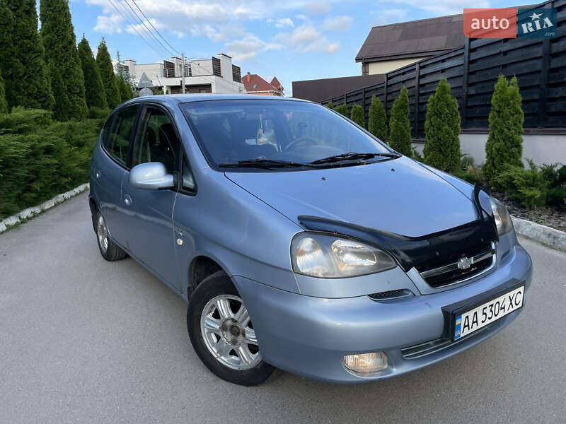 Минивэн Chevrolet Tacuma 2006 в 