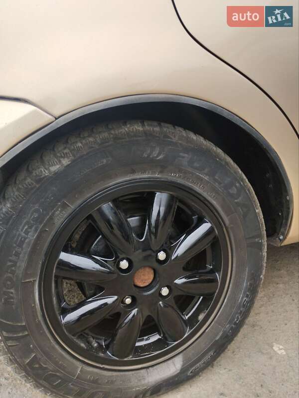 Минивэн Chevrolet Tacuma 2005 в Киеве