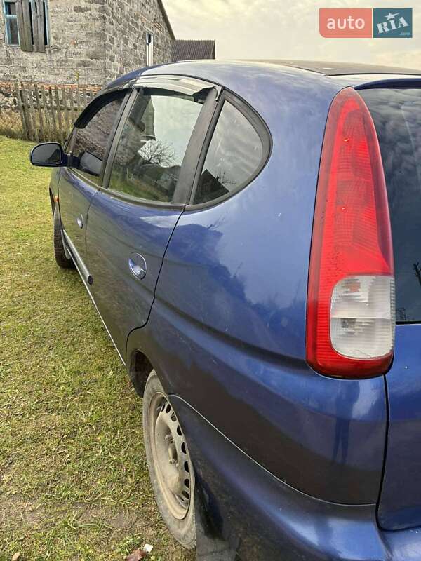 Мінівен Chevrolet Tacuma 2004 в Сарнах