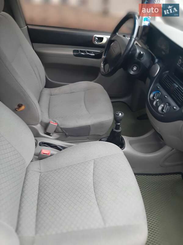 Минивэн Chevrolet Tacuma 2005 в Белой Церкви