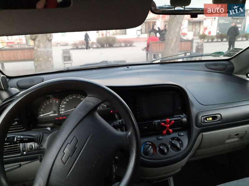 Минивэн Chevrolet Tacuma 2006 в Каменке-Бугской