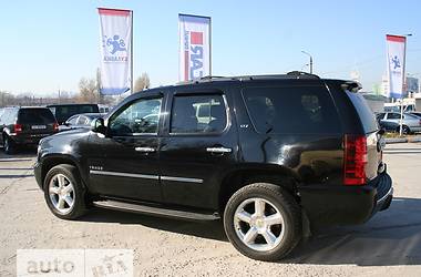 Внедорожник / Кроссовер Chevrolet Tahoe 2011 в 
