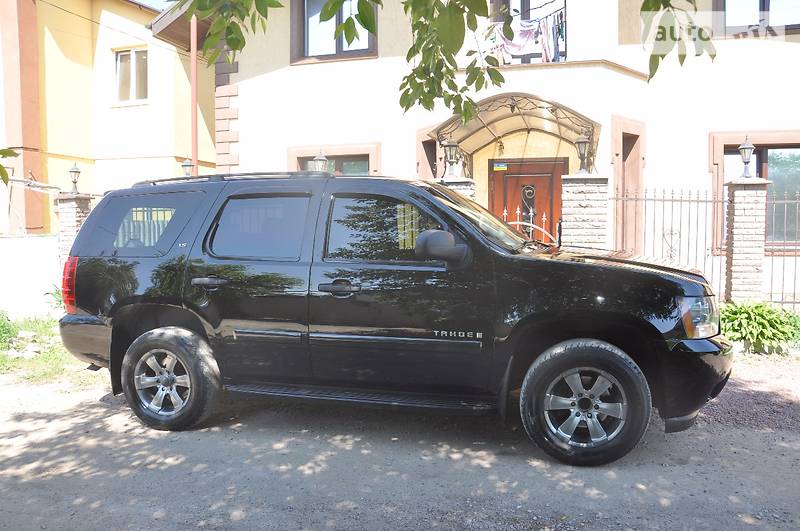 Внедорожник / Кроссовер Chevrolet Tahoe 2007 в Киеве фото 6 Внедорожник / Кроссовер Chevrolet Tahoe 2007 в Киеве