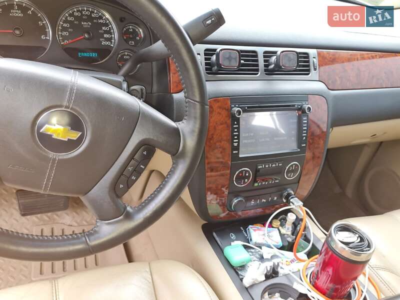 Внедорожник / Кроссовер Chevrolet Tahoe 2006 в Киеве