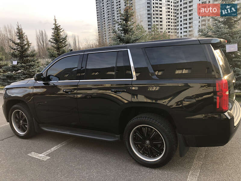 Внедорожник / Кроссовер Chevrolet Tahoe 2017 в Киеве