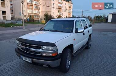Внедорожник / Кроссовер Chevrolet Tahoe 2001 в 