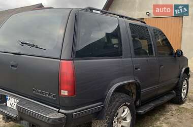 Внедорожник / Кроссовер Chevrolet Tahoe 1996 в 