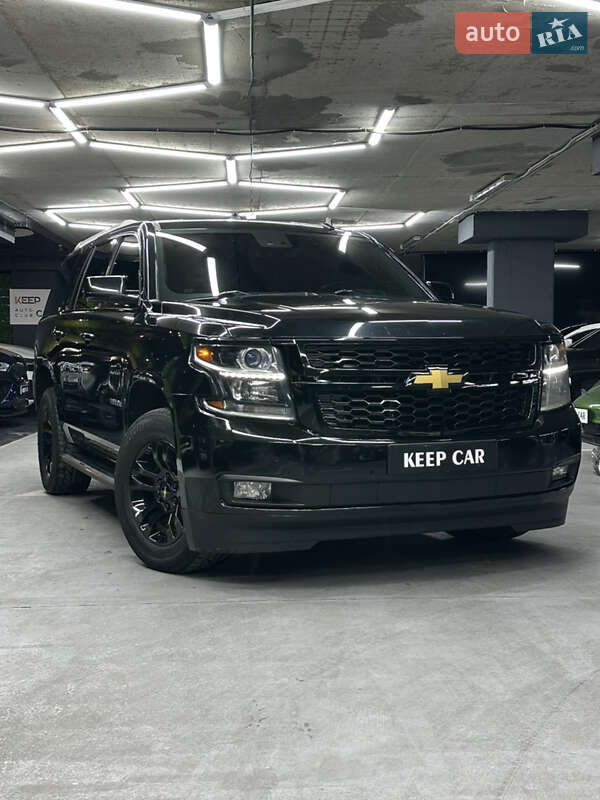 Внедорожник / Кроссовер Chevrolet Tahoe 2014 в 