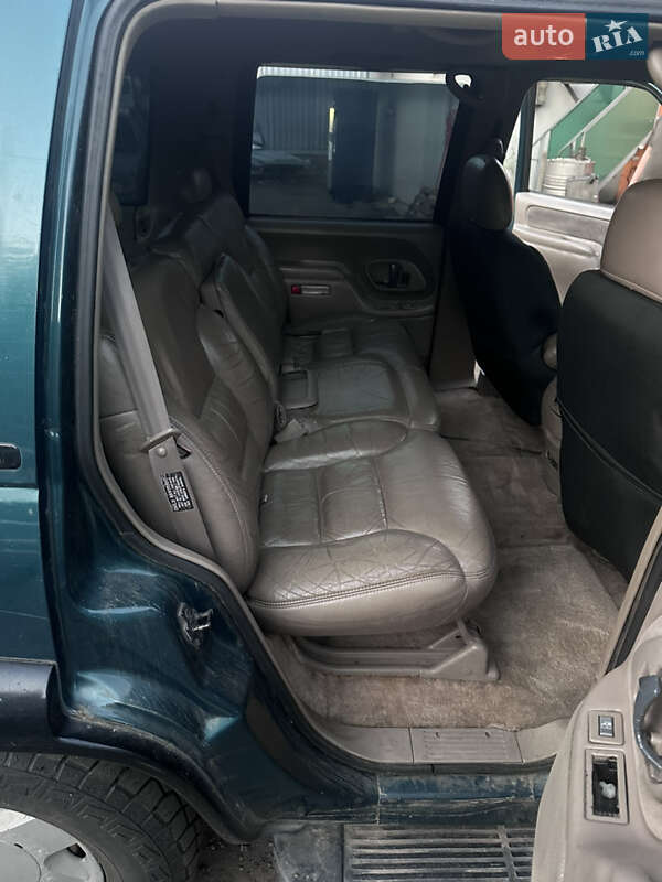 Позашляховик / Кросовер Chevrolet Tahoe 1998 в Києві