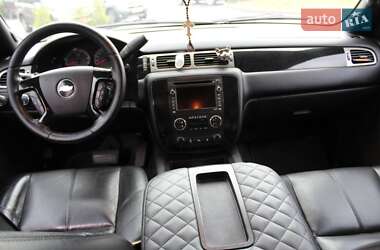 Внедорожник / Кроссовер Chevrolet Tahoe 2008 в 