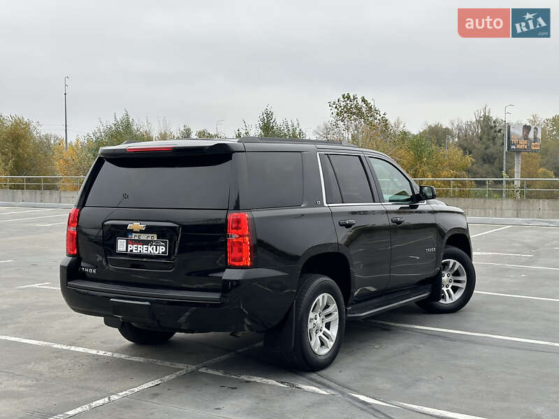Позашляховик / Кросовер Chevrolet Tahoe 2015 в Києві фото 5 Позашляховик / Кросовер Chevrolet Tahoe 2015 в Києві