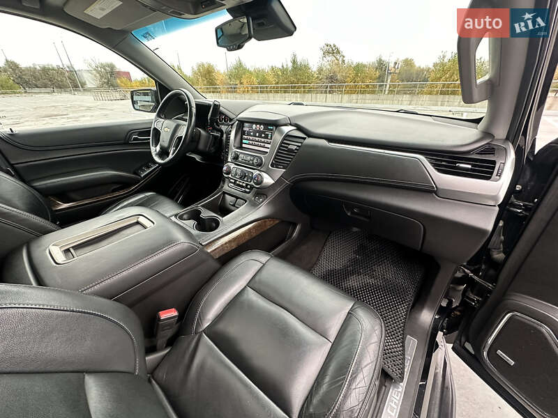 Позашляховик / Кросовер Chevrolet Tahoe 2015 в Києві фото 48 Позашляховик / Кросовер Chevrolet Tahoe 2015 в Києві