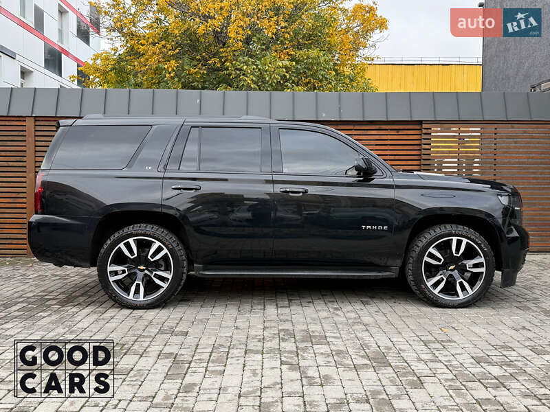 Позашляховик / Кросовер Chevrolet Tahoe 2014 в Одесі