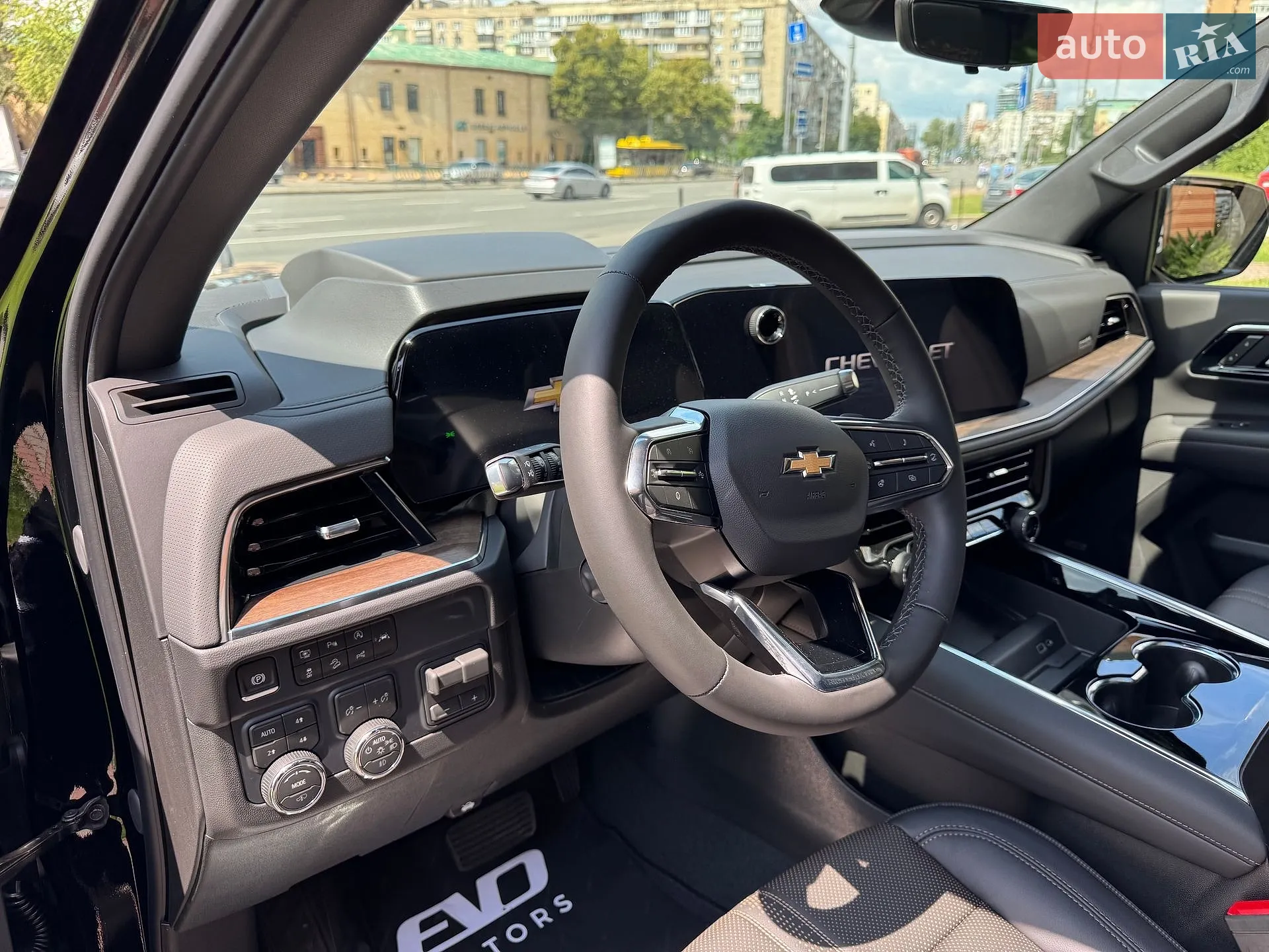 2026 Chevrolet Tahoe - мініатюра 26
