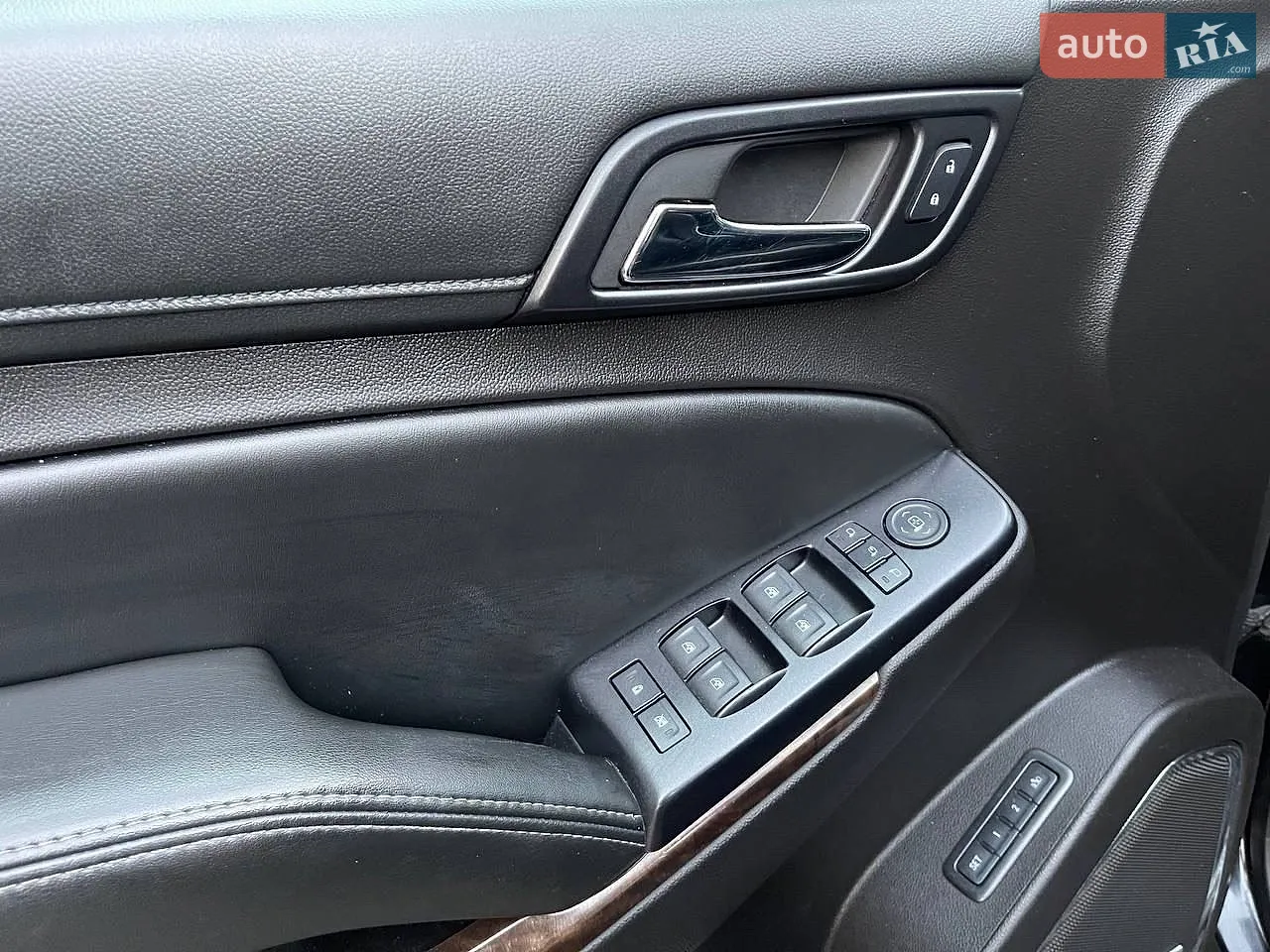2015 Chevrolet Tahoe - мініатюра 23