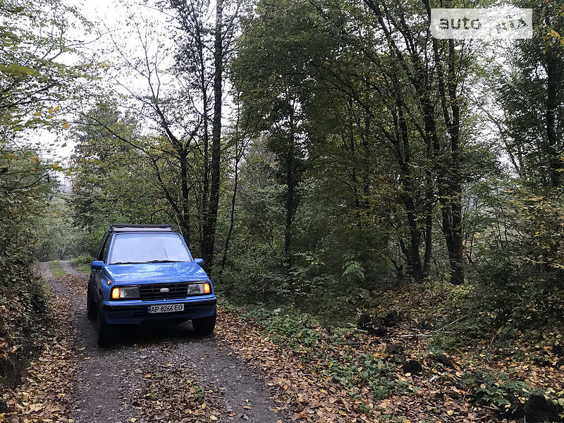 Кабріолет Chevrolet Tracker 1990 в Запоріжжі