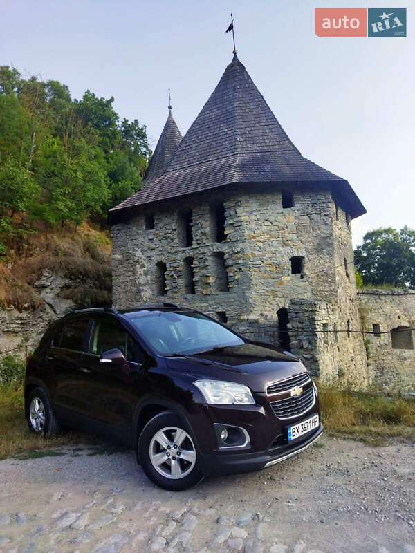 Внедорожник / Кроссовер Chevrolet Tracker 2014 в Каменец-Подольском