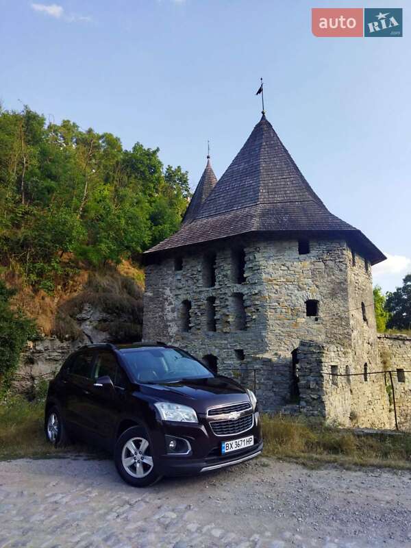 Внедорожник / Кроссовер Chevrolet Tracker 2014 в Каменец-Подольском