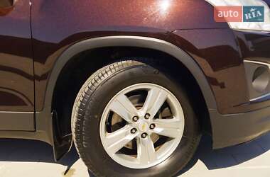 Внедорожник / Кроссовер Chevrolet Tracker 2014 в Каменец-Подольском