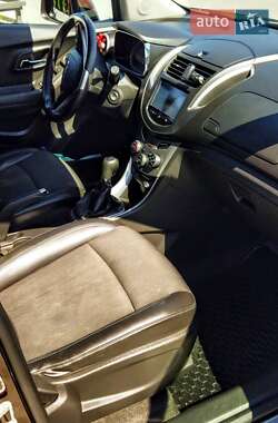 Внедорожник / Кроссовер Chevrolet Tracker 2014 в Каменец-Подольском