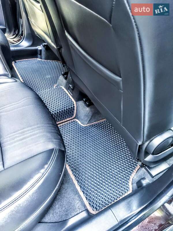 Внедорожник / Кроссовер Chevrolet Tracker 2014 в Каменец-Подольском