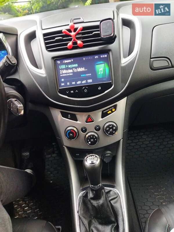 Внедорожник / Кроссовер Chevrolet Tracker 2014 в Каменец-Подольском