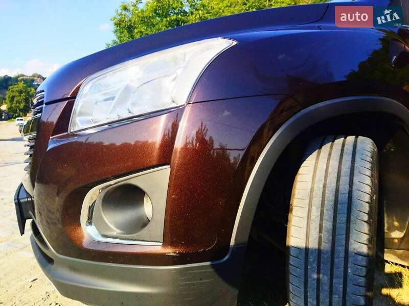 Внедорожник / Кроссовер Chevrolet Tracker 2014 в Каменец-Подольском