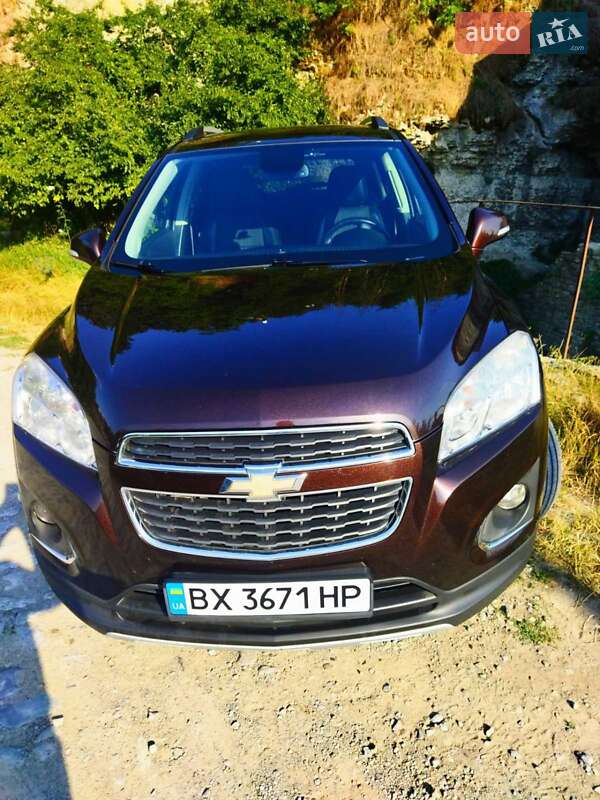 Внедорожник / Кроссовер Chevrolet Tracker 2014 в Каменец-Подольском