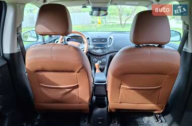 Позашляховик / Кросовер Chevrolet Tracker 2014 в Сумах