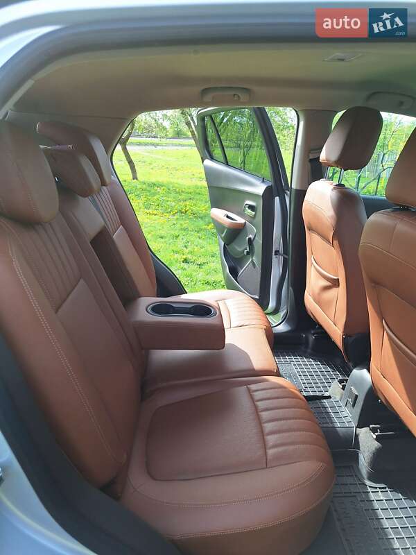 Внедорожник / Кроссовер Chevrolet Tracker 2014 в Сумах