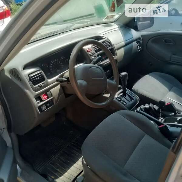 Внедорожник / Кроссовер Chevrolet Tracker 2000 в Житомире