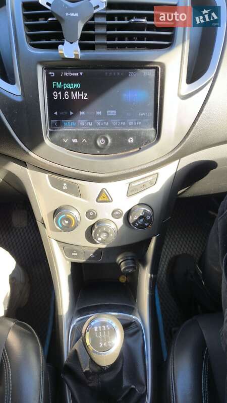 Внедорожник / Кроссовер Chevrolet Tracker 2013 в Кривом Роге