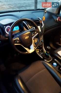 Внедорожник / Кроссовер Chevrolet Tracker 2014 в Каменец-Подольском