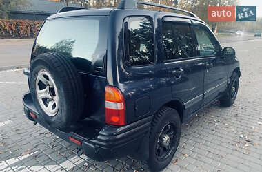 Внедорожник / Кроссовер Chevrolet Tracker 2001 в Киеве