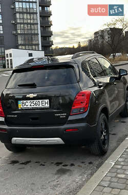 Внедорожник / Кроссовер Chevrolet Tracker 2013 в 