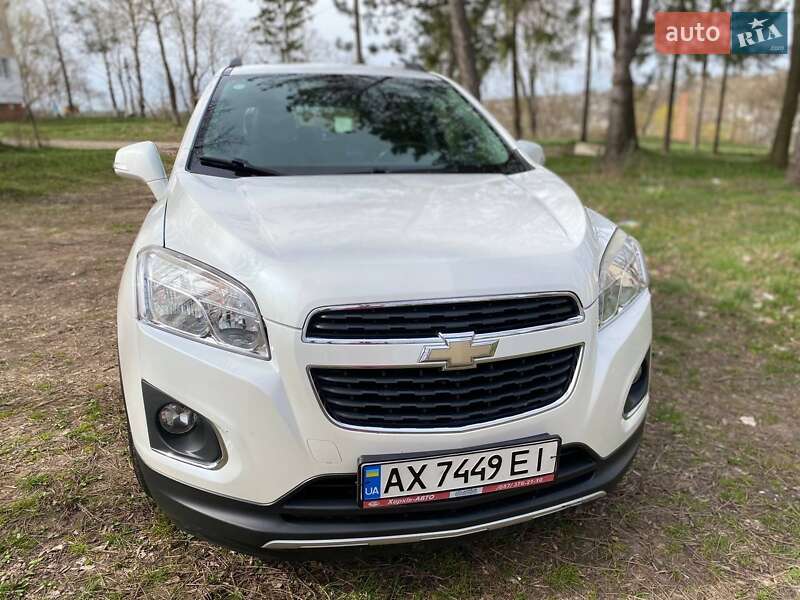 Внедорожник / Кроссовер Chevrolet Tracker 2014 в Харькове