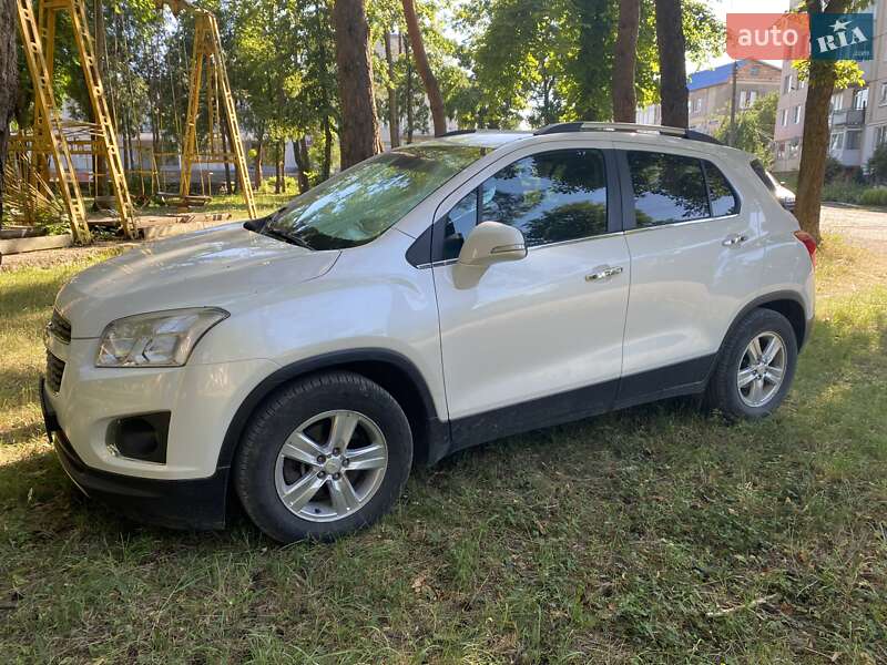 Внедорожник / Кроссовер Chevrolet Tracker 2014 в Харькове